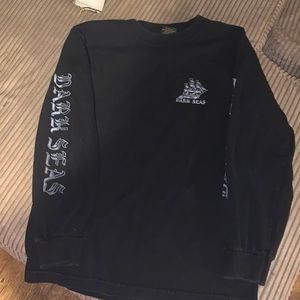 Dark seas long-sleeved shirt black